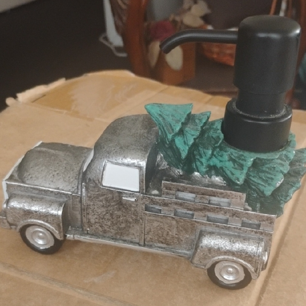 Silver Truck Soap Dispenser with Green Tree